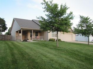 129 Shamrock Ln, Saint Paris, OH 43072
