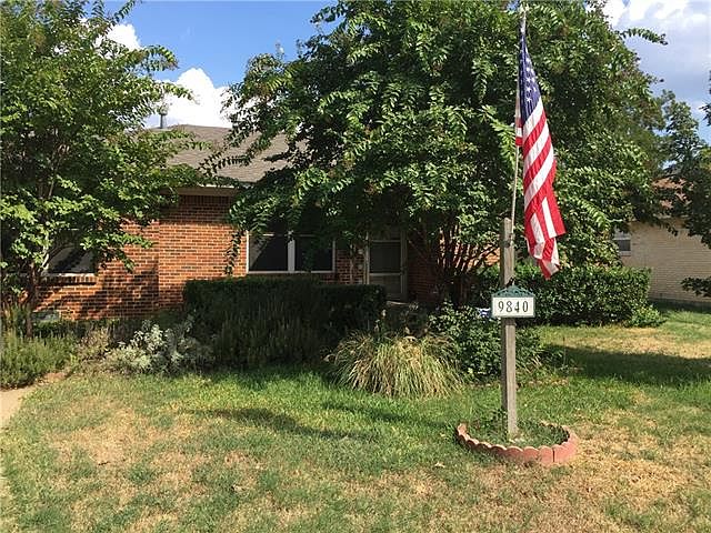 2nd image of 9840 Lakemont Dr