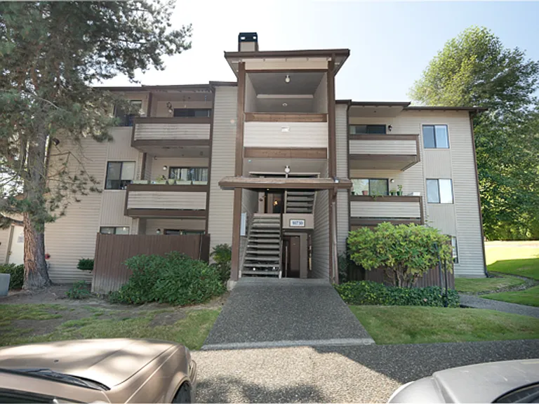 Beardslee Place Apartments — Photo 4