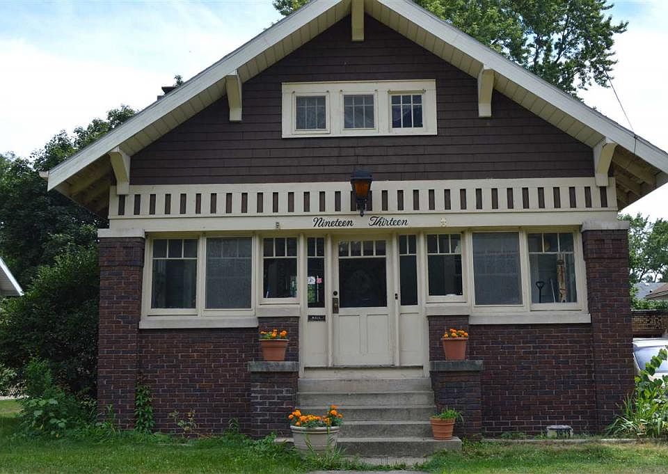 1st image of 1913 E Jackson Blvd