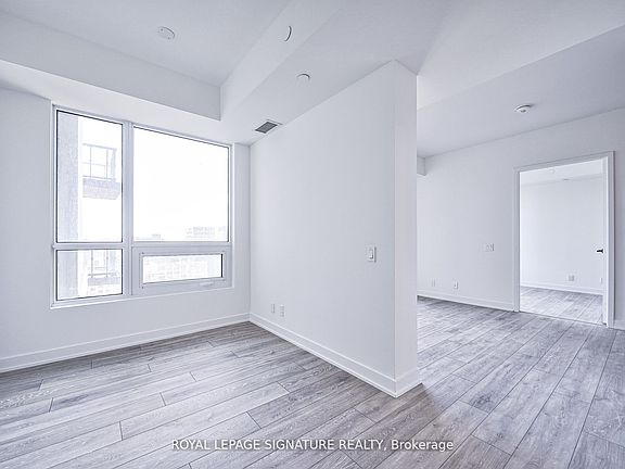 4th image of 108 Peter St #1622