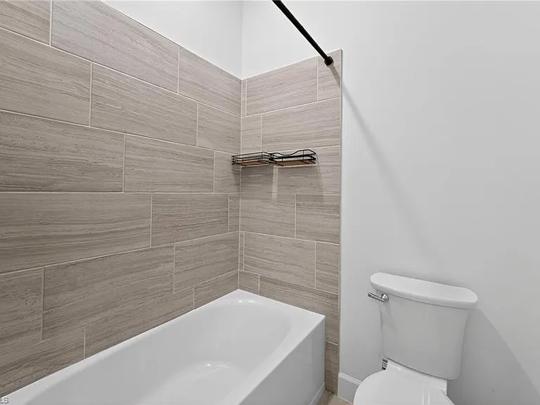 4341 Sonoma Oaks Cir — Photo 6