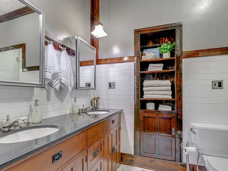 801 Shelby Ave — Photo 18