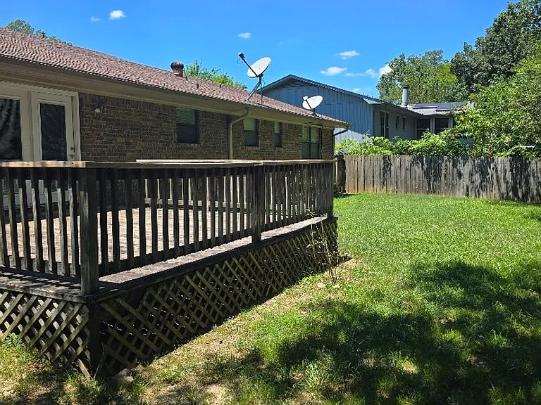 104 Ridgeview St — Photo 13
