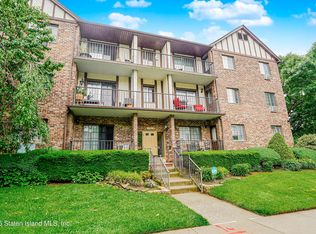 170 Devon Loop APT 3, Staten Island, NY 10314