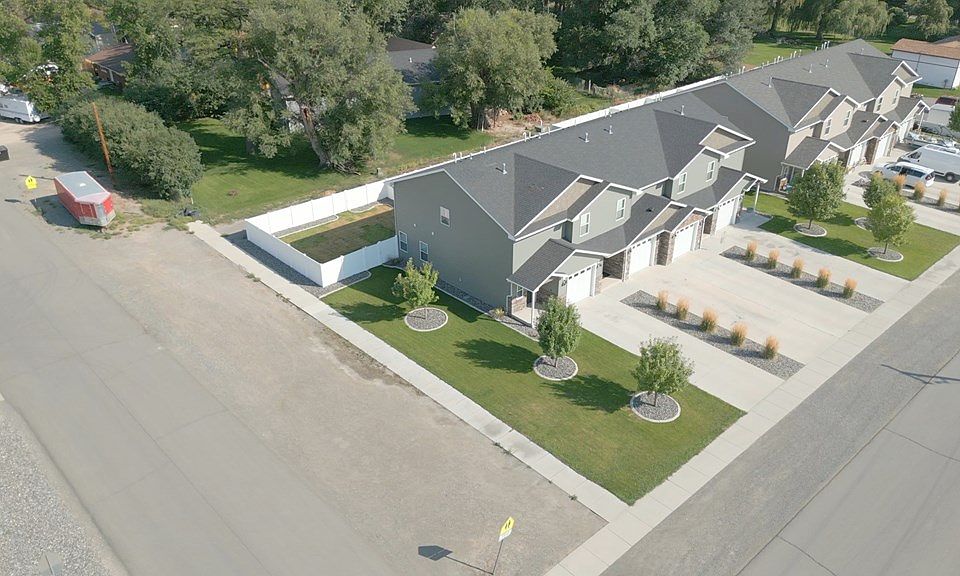 223 S Division St, Cowley, WY 82420 MLS 10022542 Zillow
