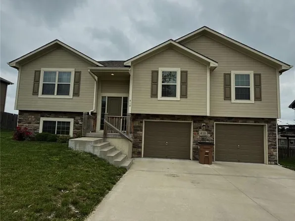 410 Heritage Dr, Raymore, MO 64083