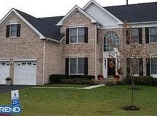 28 Bramley Rd, Moorestown, NJ 08057