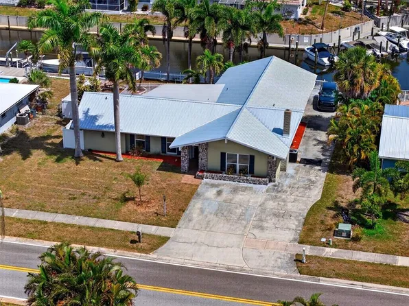 2555 Constitution Blvd, Sarasota, FL 34231
