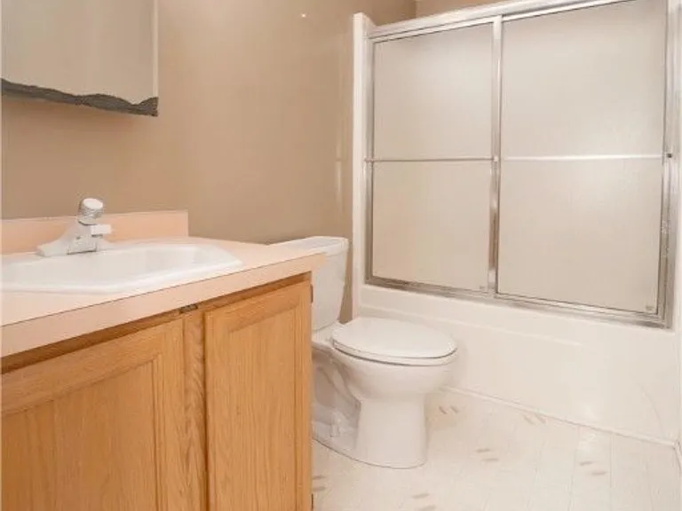 4270 Anguilla Dr — Photo 10