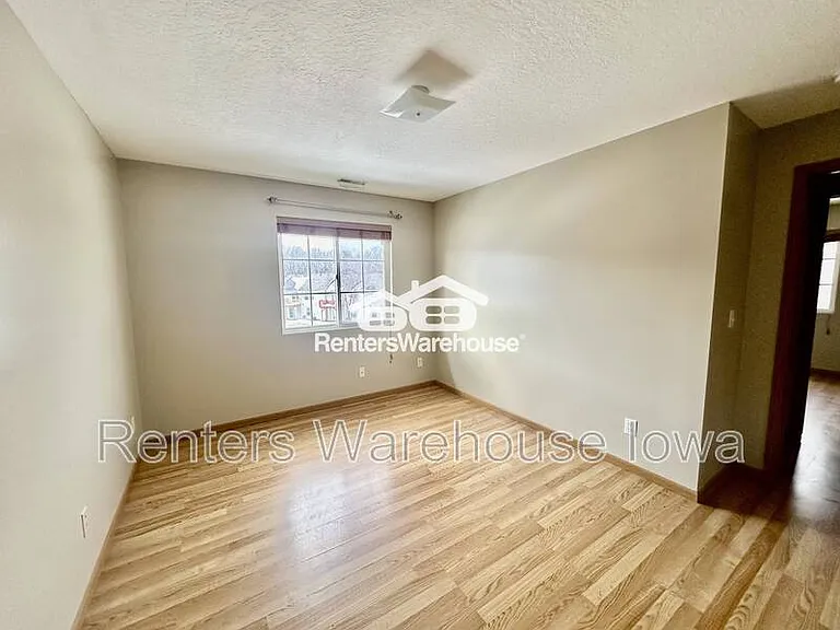 5924 Sutton Pl #10 — Photo 25