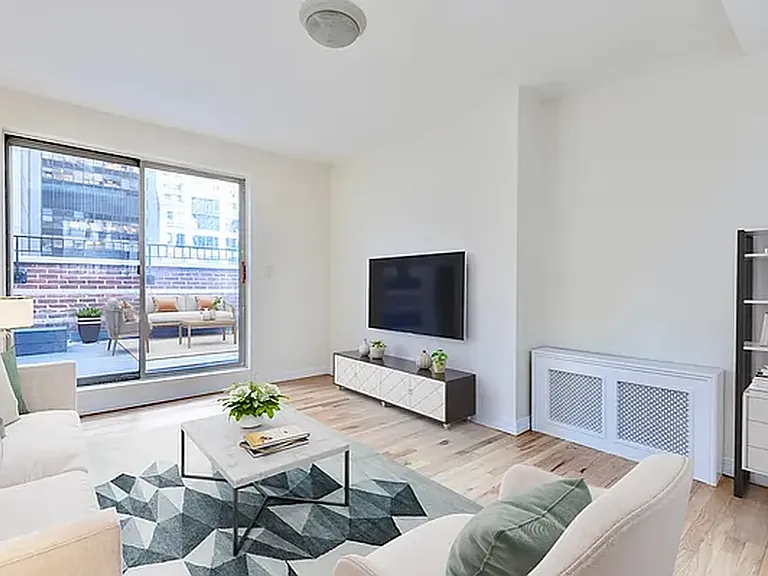 55 W 55th St #N — Photo 6