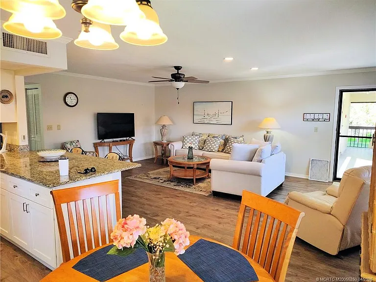 511 SW South River Dr #207 — Photo 8