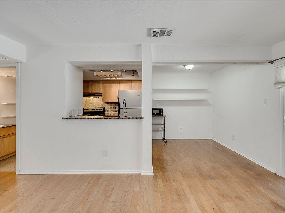 1st image of 3627 Manchaca Rd APT 108