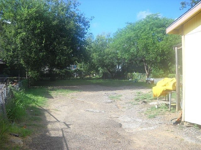 2nd image of 2717 San Salvador St