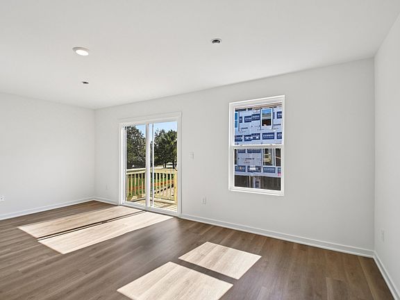 7th image of this home