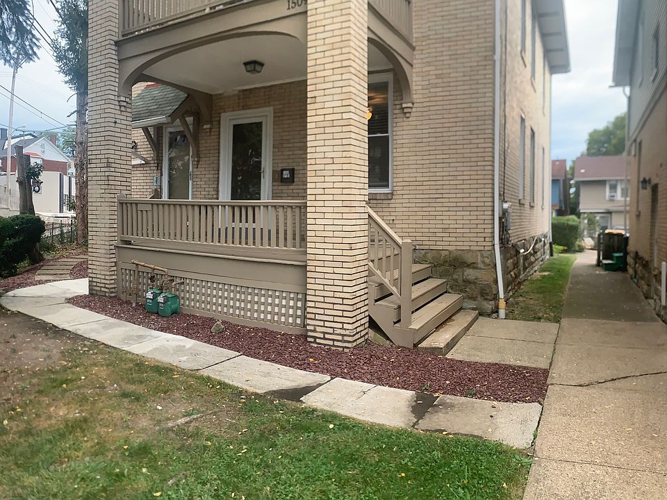 Spacious Front Porch