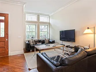 Sold by Avenue Sotheby's International Realty