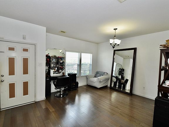 5th image of 11750 Jelicoe Dr