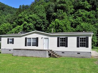 16304 Grapevine Rd, Phyllis, KY 41554