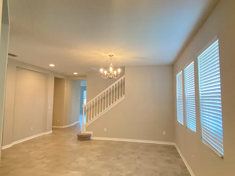 698 Bay Bridge Cir — Photo 5