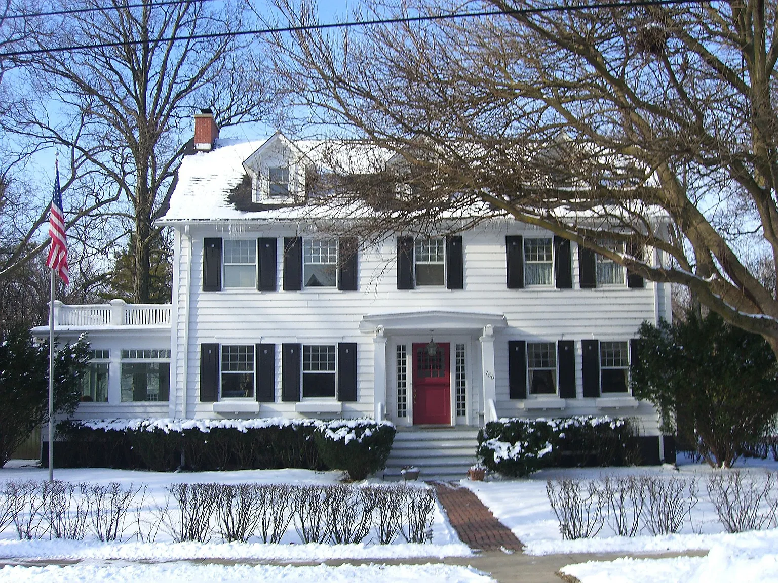 780 Prospect Ave photo 1