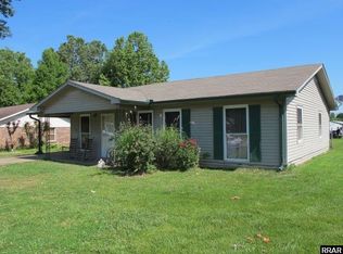 217 Meadowbrook Dr, Martin, TN 38237