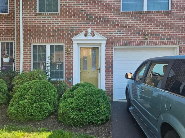 3584 Mark Dr #3584, York, PA 17402