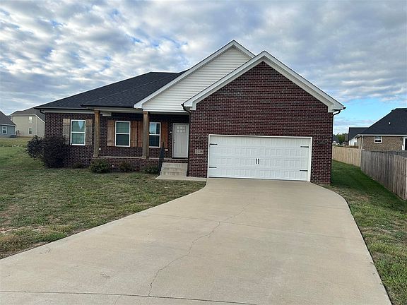 2nd image of 3238 Clover Field Ct