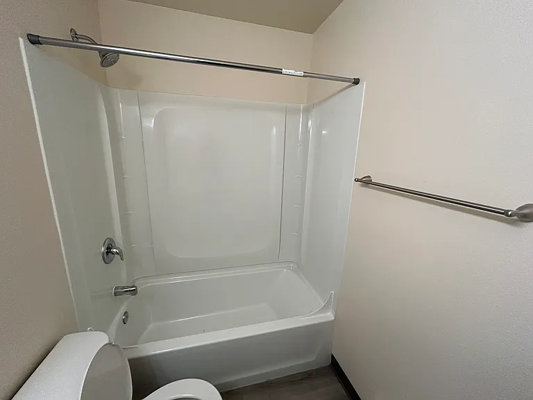 Washington Park Apartments — Photo 26