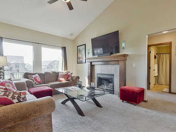 5th image of 2706 N Woodridge St
