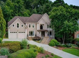 3850 Glenhurst Dr SE, Smyrna, GA