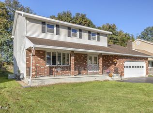 1003 Anthony Dr, Schenectady, NY 12303