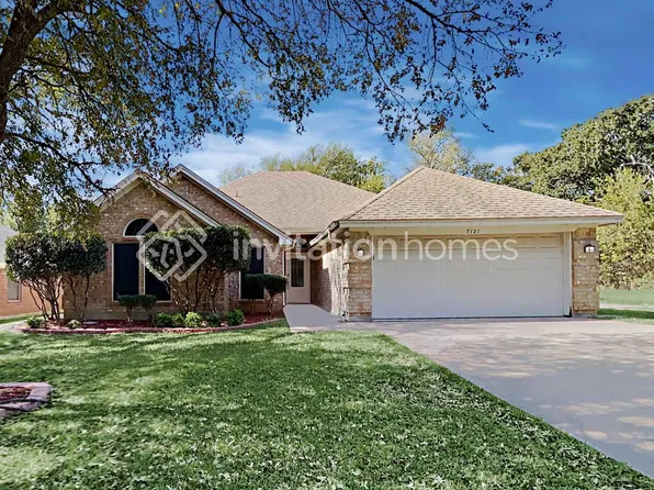7121 Timberlane Dr, North Richland Hills, TX 76182