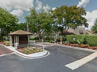 1177 NW 122nd Ter, Pembroke Pines, FL 33026