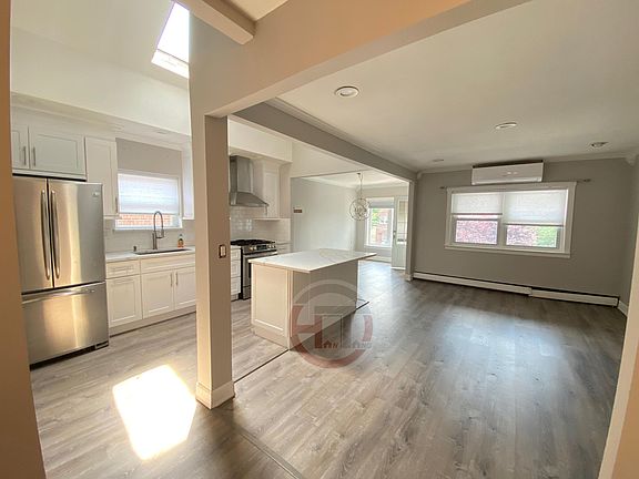 2nd image of 3213 Randolph Pl #2