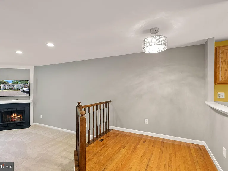 11243 Silentwood Ln — Photo 7