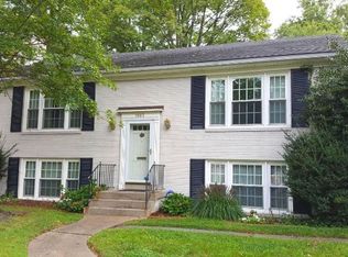 1003 W Braddock Rd, Alexandria, VA 22302