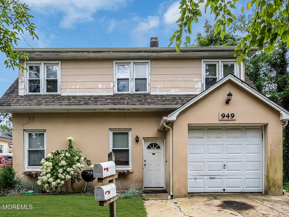 1st image of 949 Round Avenue