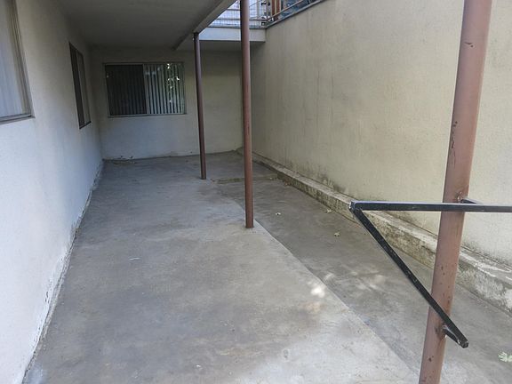 4th image of 25270 Prospect Ave APT 2