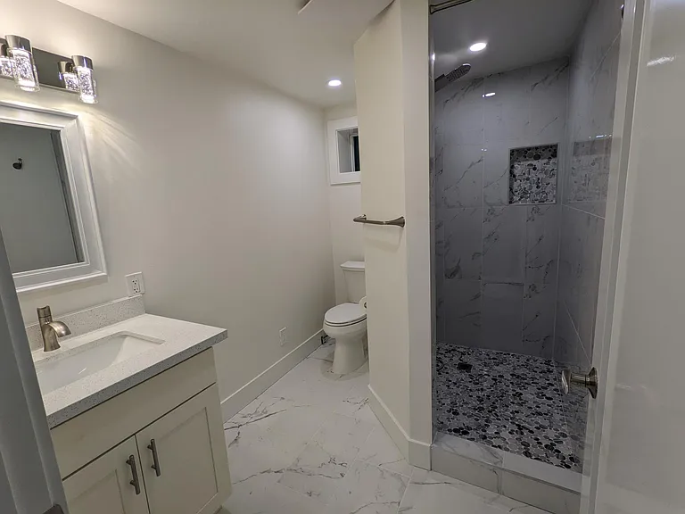 4th bathroom downstairs