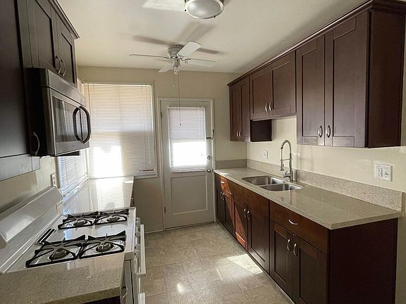 5th image of 1340 N Buena Vista St Unit D