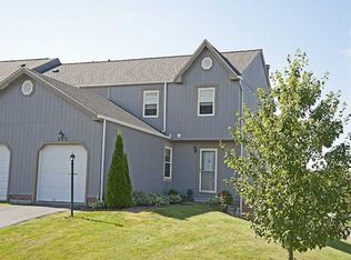895 Sunset Cir, Cranberry Twp, PA 16066