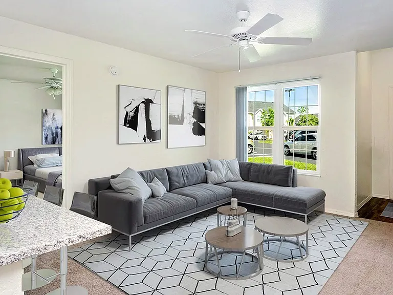 Seven Palms Apartments — Photo 18