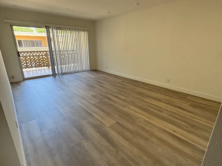 1515 The Glens Apartments — Photo 31
