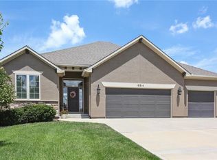 19314 W 200th Ter, Spring Hill, KS 66083