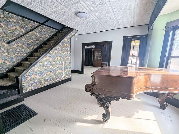 14th image of this home