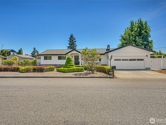 3rd image of 1510 10th Avenue NW