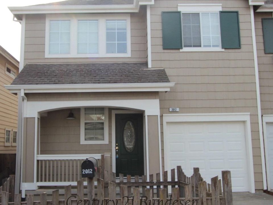 1st image of 2012 Easton Dr