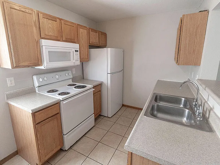 1507 Bodie Dr — Photo 7
